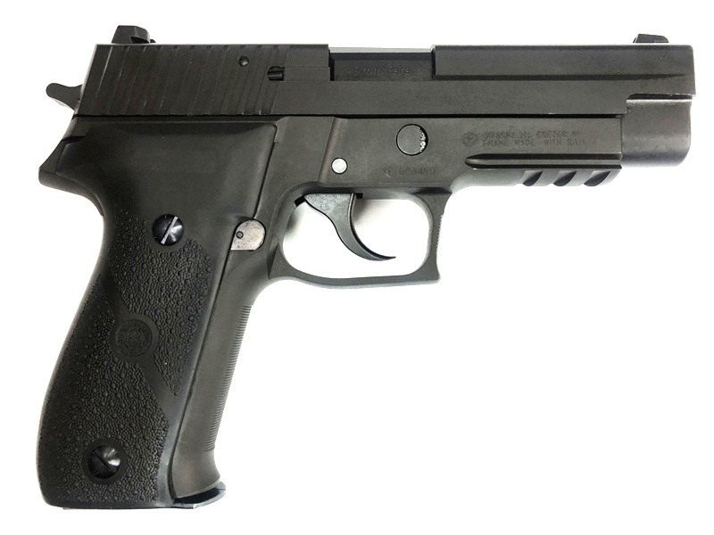 特選中古品】ガスブローバック KSC SIG P226R HW HOGUEグリップ