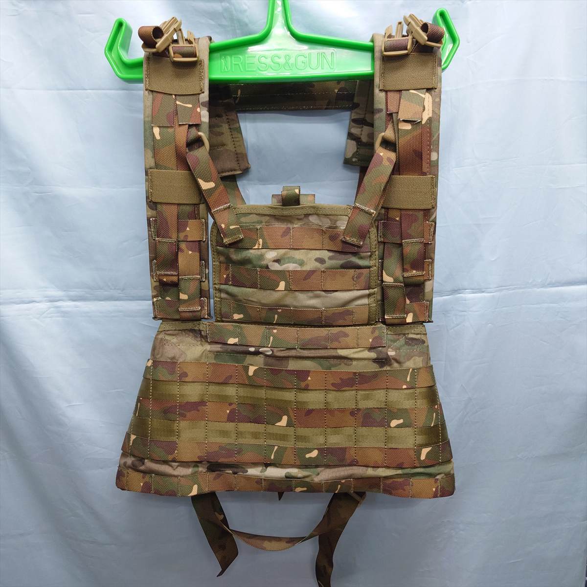 特選中古品】TMC Molle RRVタイプタクティカルベスト マルチカム 8626