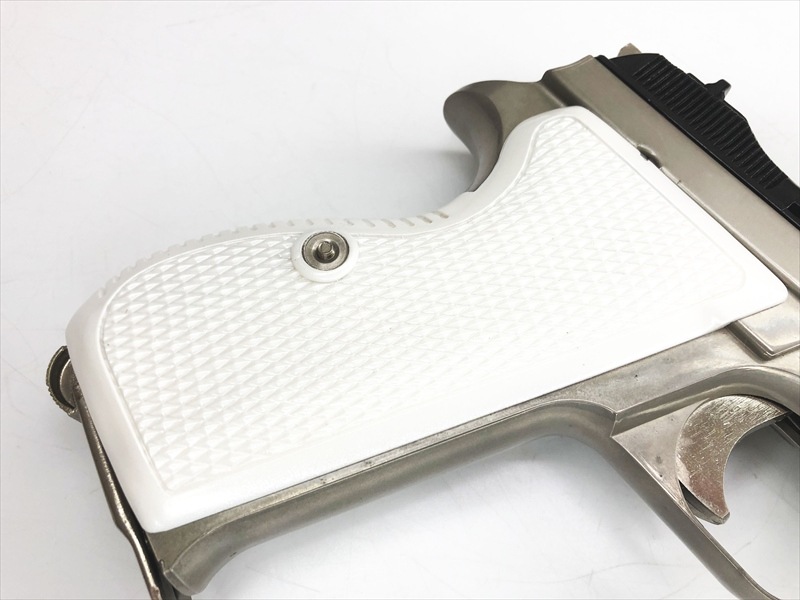 ＭＧＣ ABS樹脂製 モデルガン SIG２２０ カート付き 未発火 中古品 売り切れ【特選中古品】発火モデルガン MGC SIG P220 ブラックHW