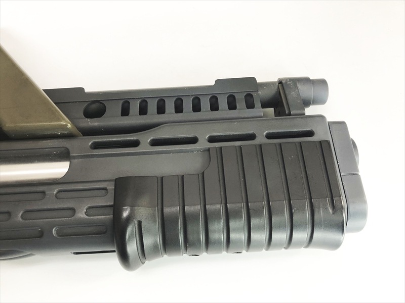 M41A1パルスライフル　映画エイリアン2 豆魚雷、映画「エイリアン2」の「パルスライフル」1/1スケール