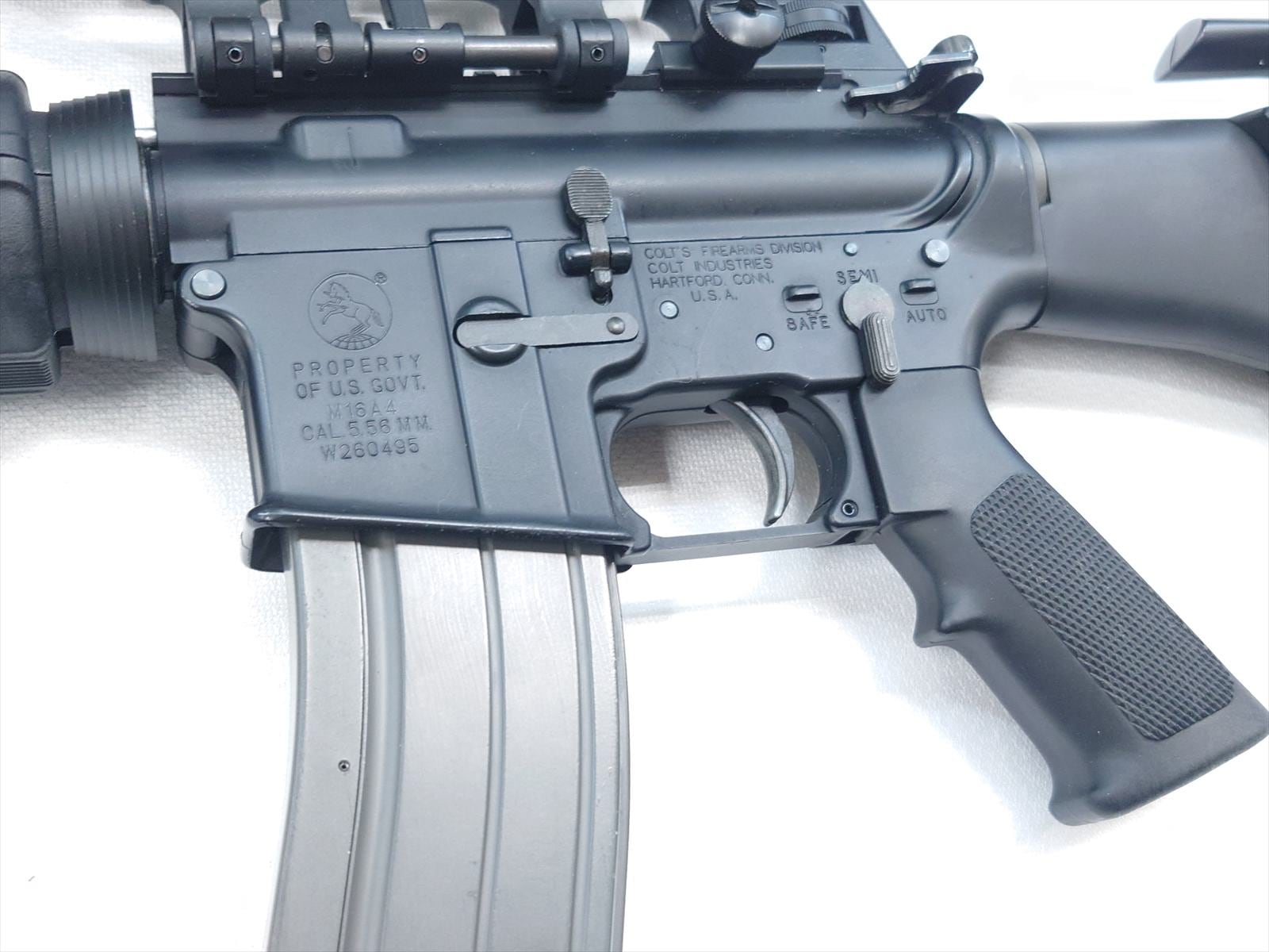 特選中古品】ガスブローバック ウエスタンアームズ《ゴルゴ13》M16