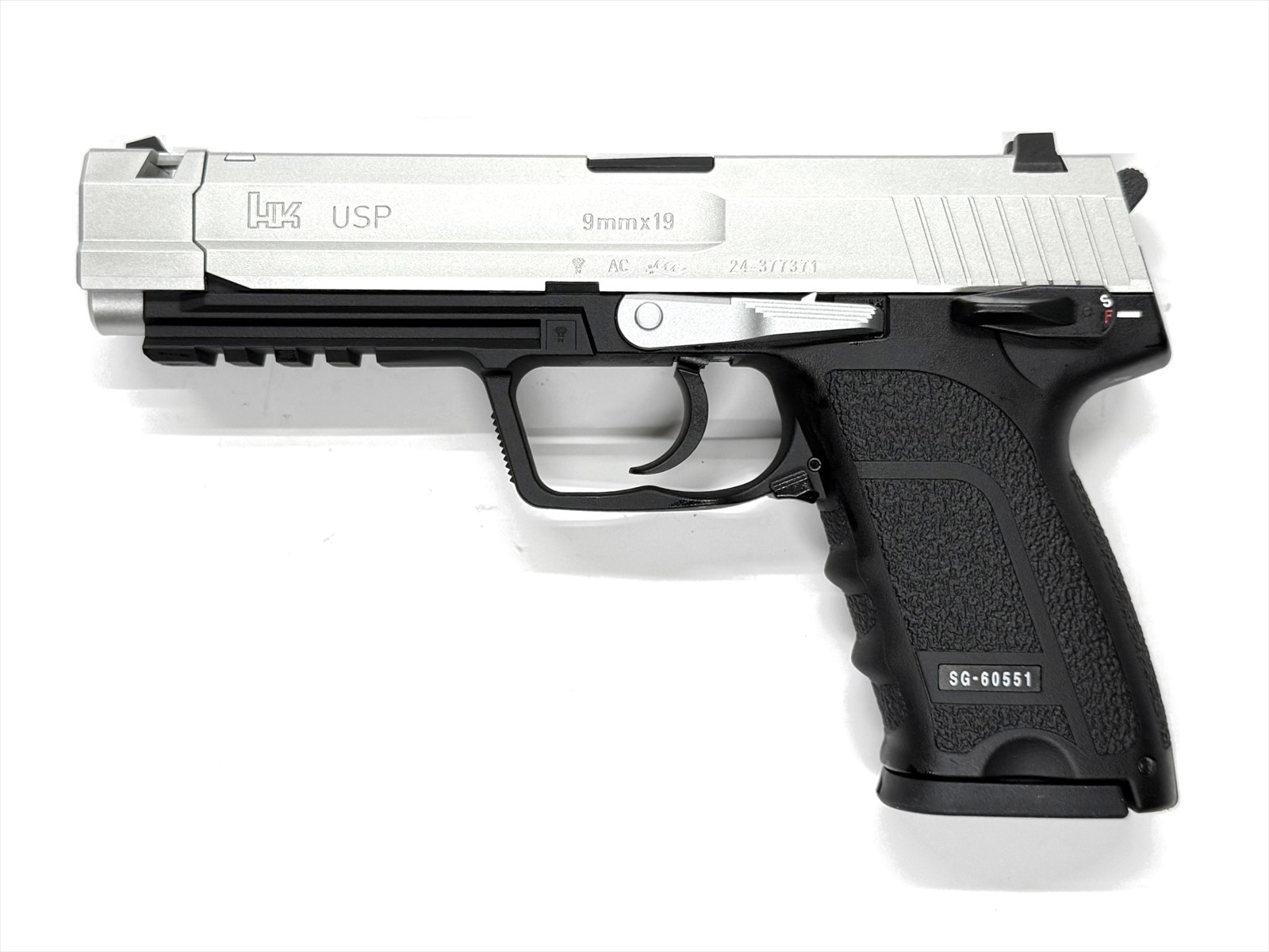 特選中古品】ガスブローバック 東京マルイ×カプコン 『バイオハザード