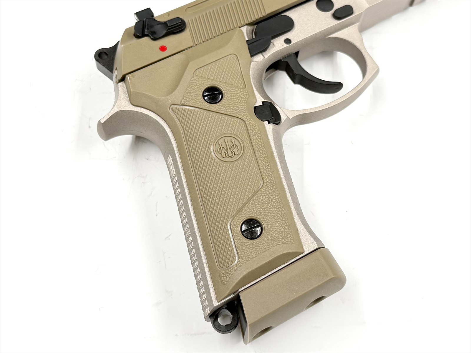特選中古品】BATON CO2ガスブローバック BM-9 FDE [11546] | 特選中古
