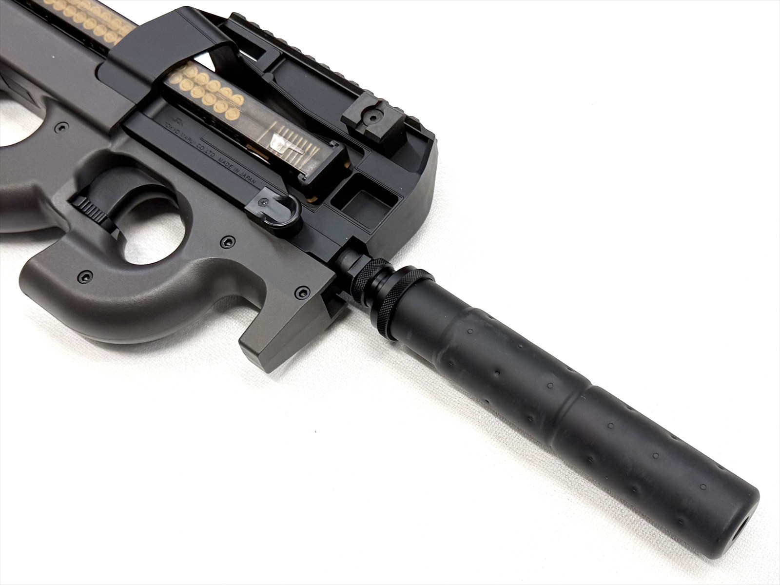 特選中古品】スタンダード電動ガン 東京マルイ FN P-90 TR [11450
