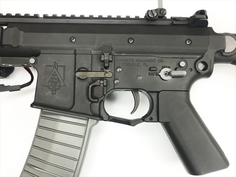 売り切れ【特選中古品】電動ガン VFC ナイツ KAC PDW 11.1V Lipo対応