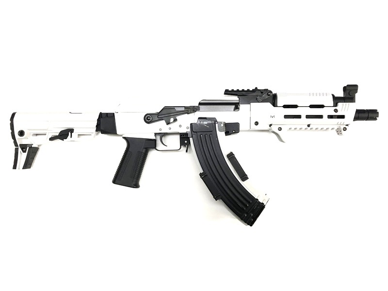 売り切れ【特選中古品】次世代電動ガン 東京マルイ AK ホワイト