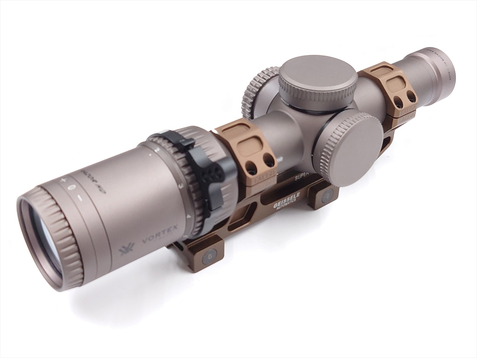 特選中古品】ARROW OPTICS 1-6×24 RAZOR HD Gen2-E マウントセット DE