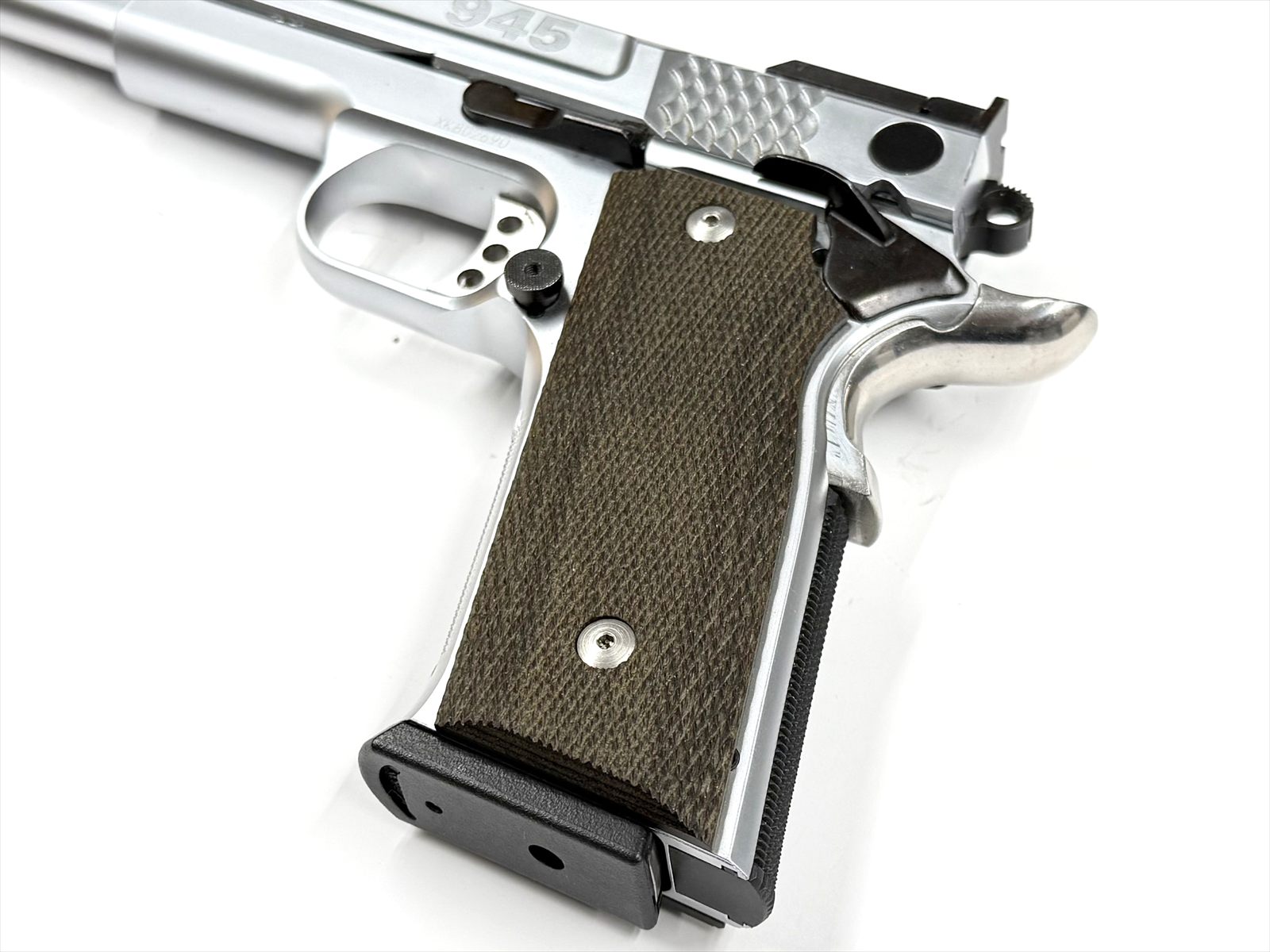 特選中古品】ガスブローバック KSC S&W M945 スケイルドシルバー ABS