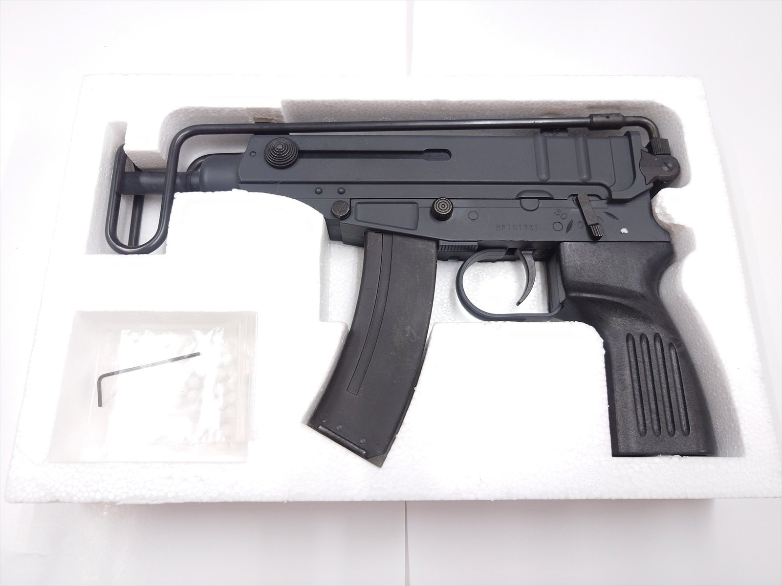 特選中古品】ガスブローバック マルゼン Vz61 スコーピオン ABS [11076