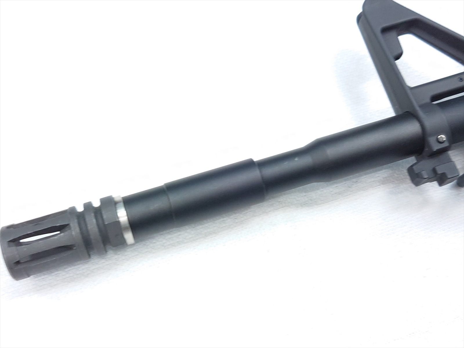 特選中古品】ブローバック電動ガン TOP-JAPAN コルトM4A1カービン EBB 
