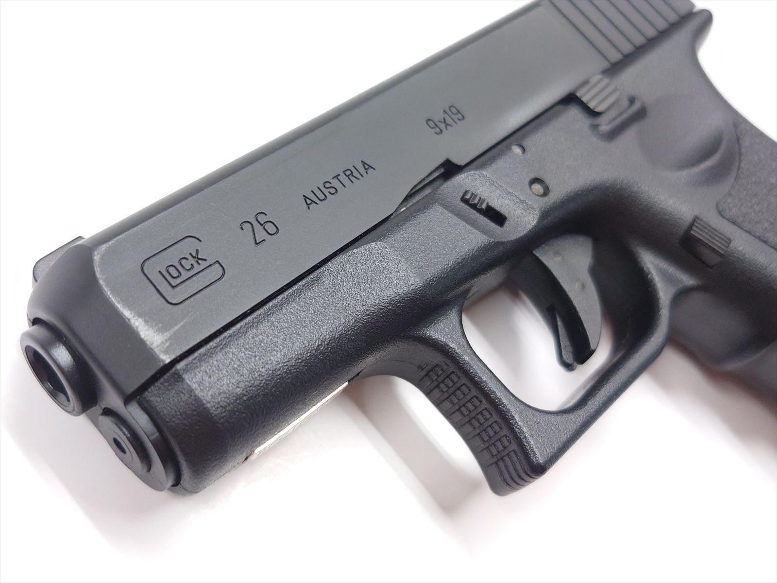 特選中古品】ガスブローバック 東京マルイ グロック26 スペアmg付