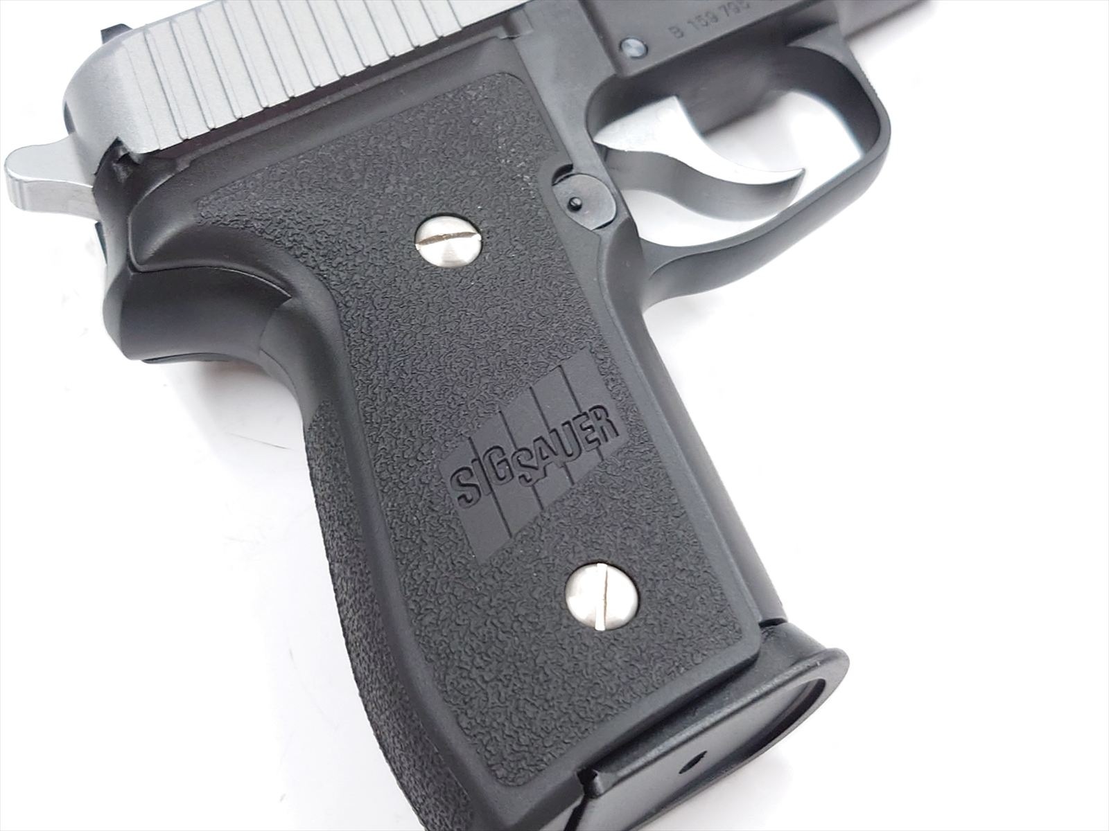 特選中古品】発火モデルガン タナカワークス SIG P228 Two-Tone EVO2