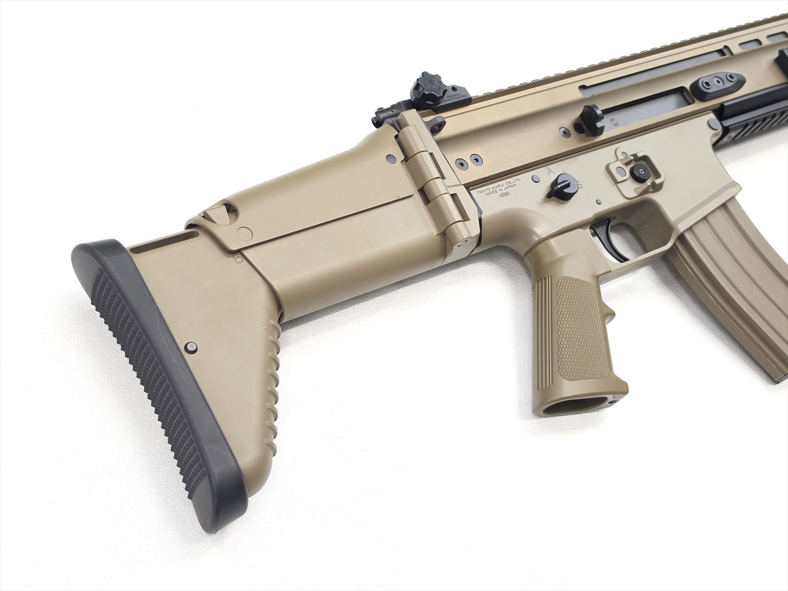 特選中古品】次世代電動ガン 東京マルイ SCAR-L FDE [11587] | 特選