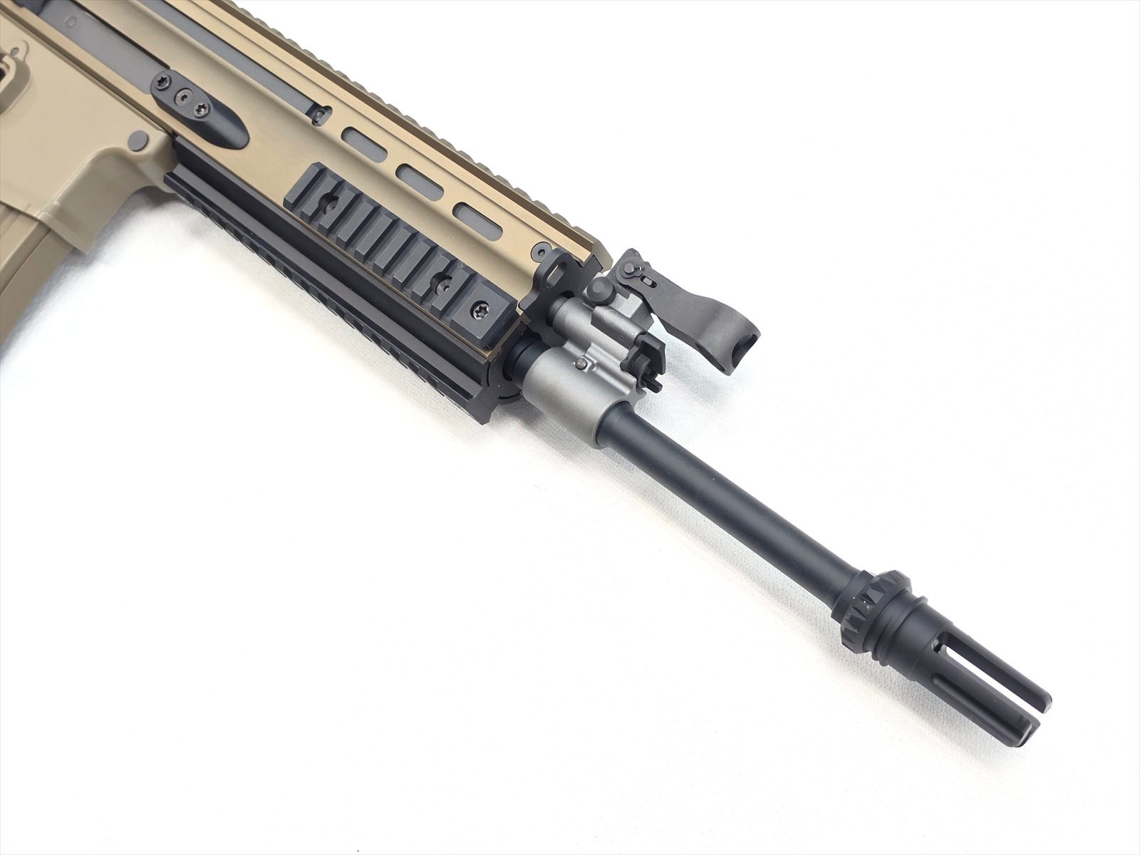 特選中古品】次世代電動ガン 東京マルイ SCAR-L FDE [11587] | 特選