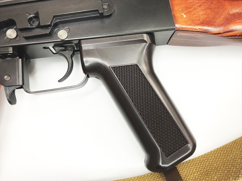 ガスガン 電動ガン 装備品セット ジャンク扱い 中古 売り切れ【特選中古品】電動ガン VFC AK-74N AEG スチール