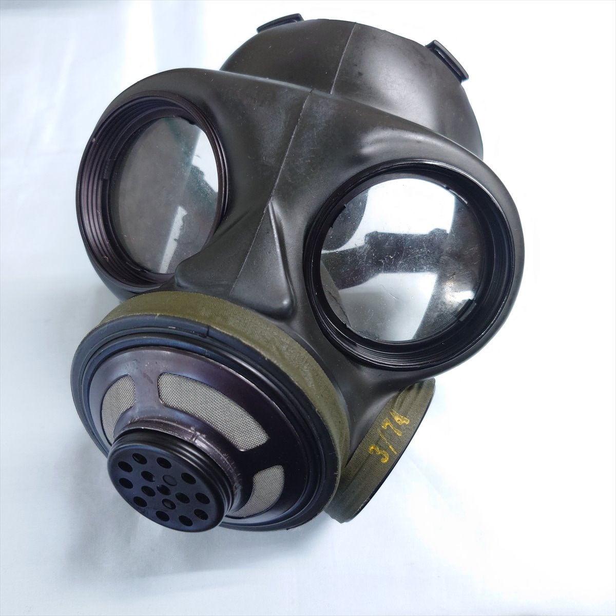 特選中古品】カナダ軍 M69ガスマスクセット 8490 | 特選中古品シリーズ