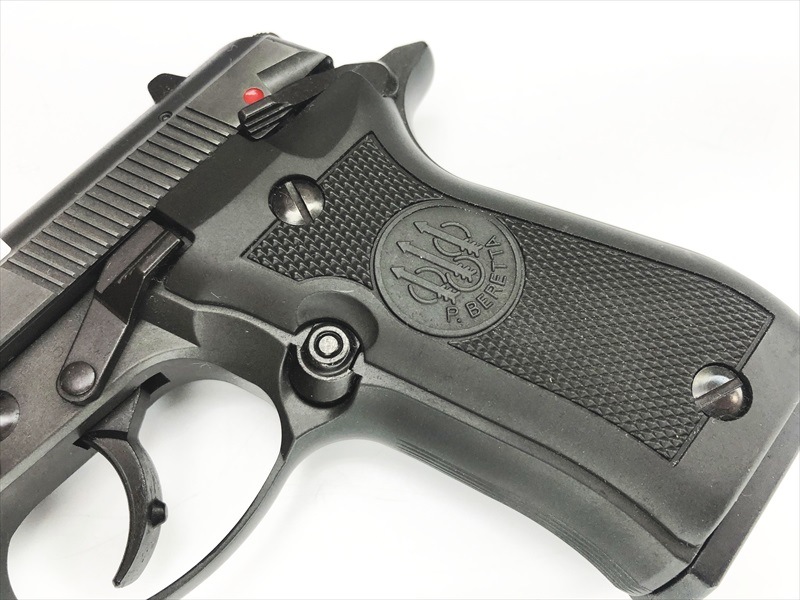 美品！WESTERN ARMS M84F ブラック ガスガン 3月下旬発売「WA【ベレッタ】M84FS カーボンブラックHW」ご予約