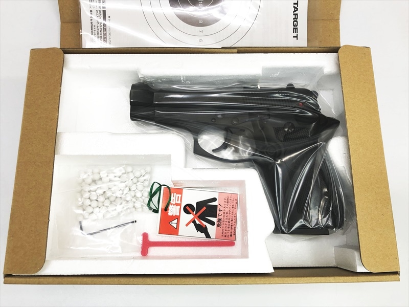 ウエスタンアームズ　ベレッタ　M84FS エアガン　WA カーボンブラック WA【ベレッタ】M84FS カーボンブラックHW」絶賛発売中