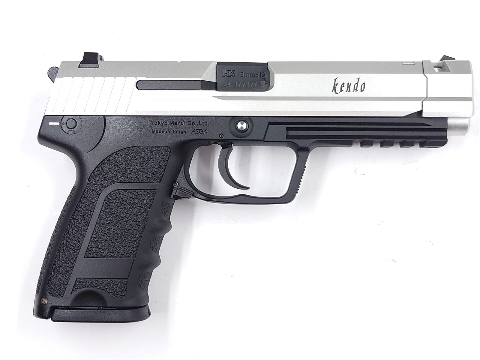 特選中古品】ガスブローバック 東京マルイ×カプコン『バイオハザードRE