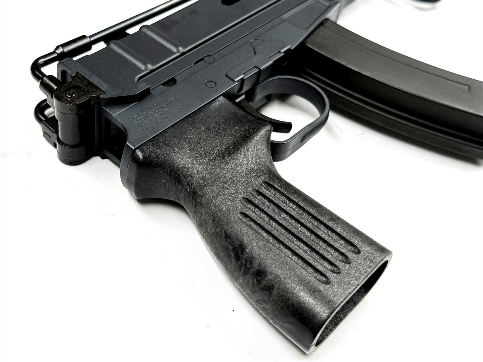 特選中古品】ガスブローバック マルゼン Vz61 スコーピオン ABS [11399