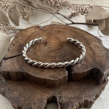 �ĥ����ȥХ󥰥�