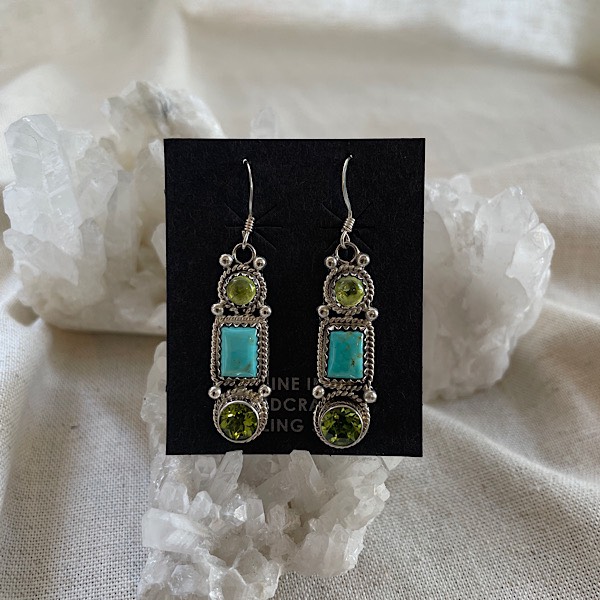 �����������ԥ���