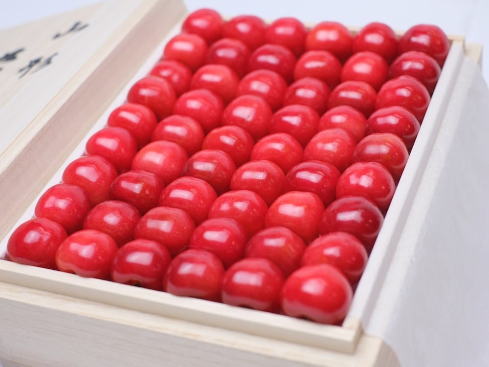 フルッティア印さくらんぼ《匠・桐箱入》 500g