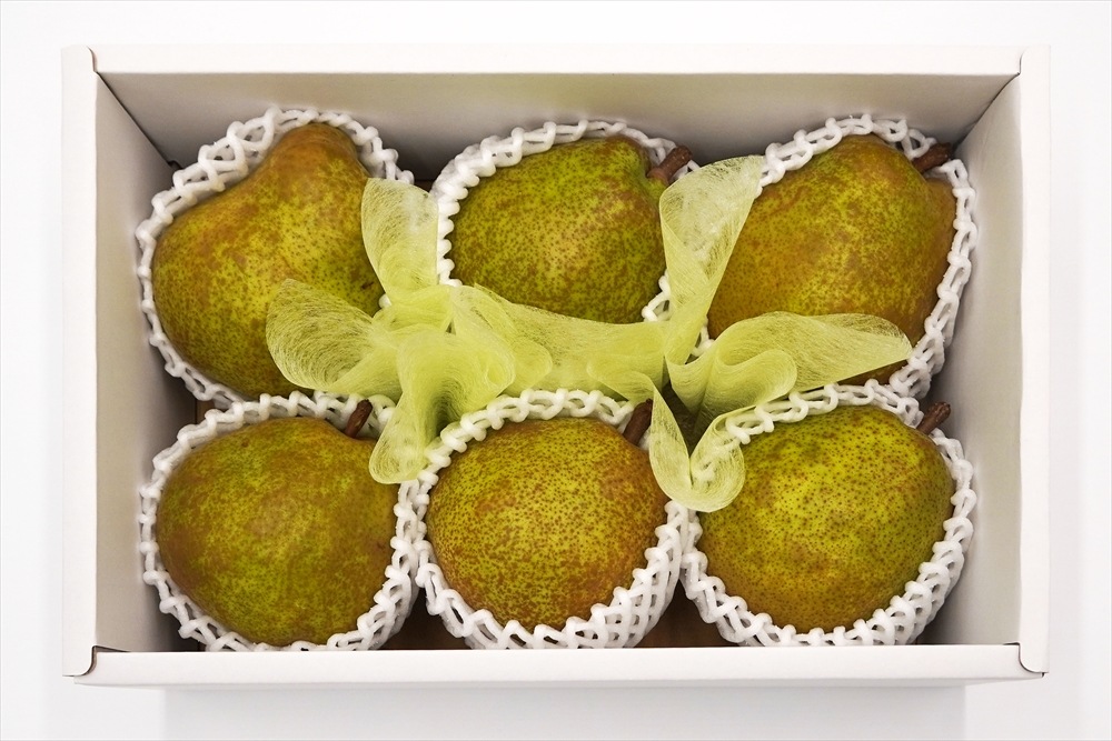 山形県産《ラ・フランス》果物の女王 4L・2kg/6個入