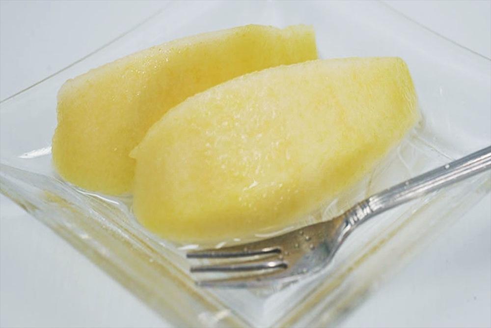 山形県産《ラ・フランス》果物の女王 4L・2kg/6個入