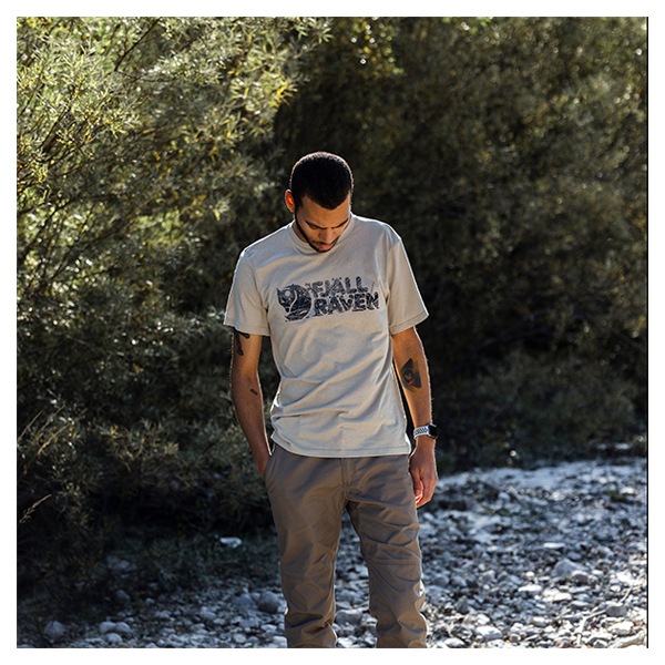Lush Logo T-shirt M