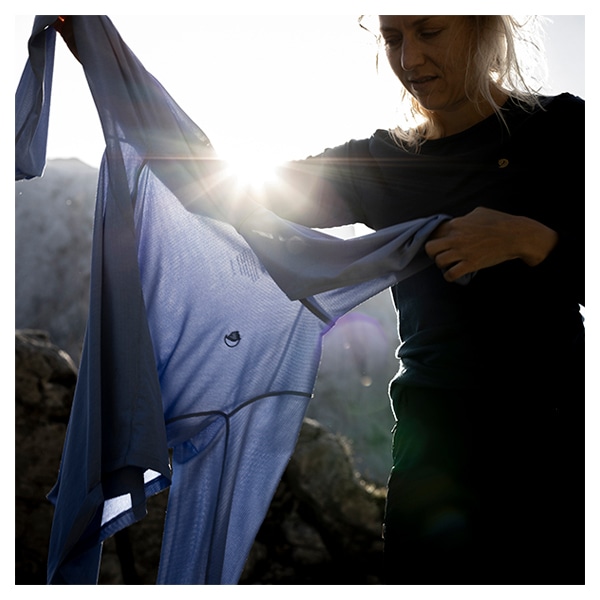 ��Women��s��Abisko Sun-hoodie W
