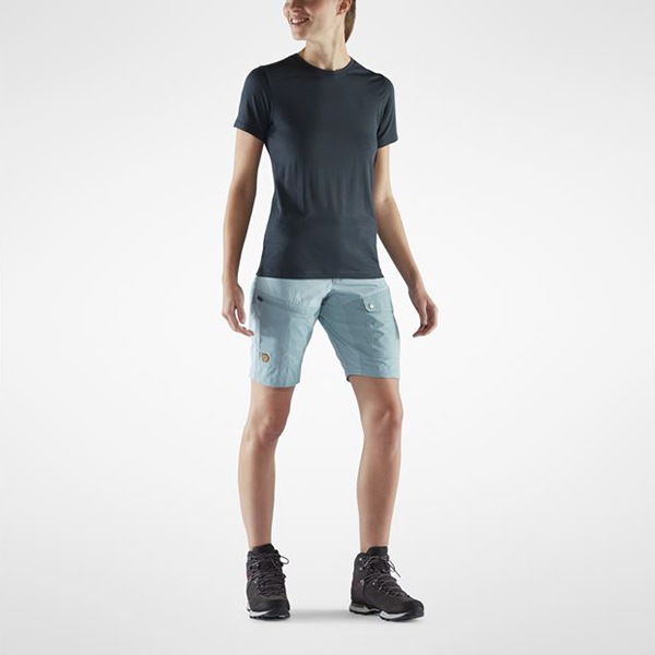 ��Women��s��Abisko Midsummer Shorts W