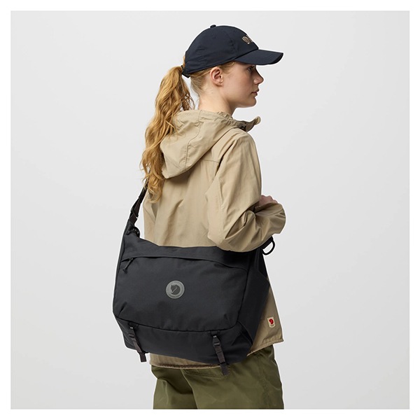 Farden Crossbody