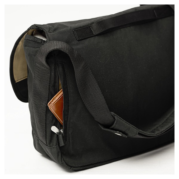Greenland Shoulder Bag