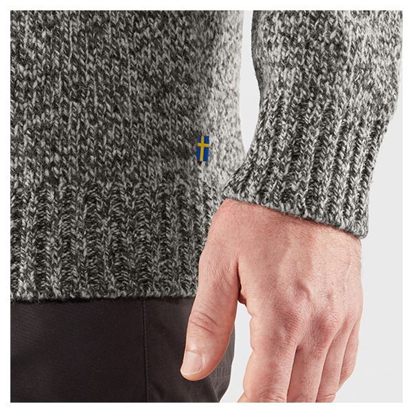 Lada Round-neck Sweater M