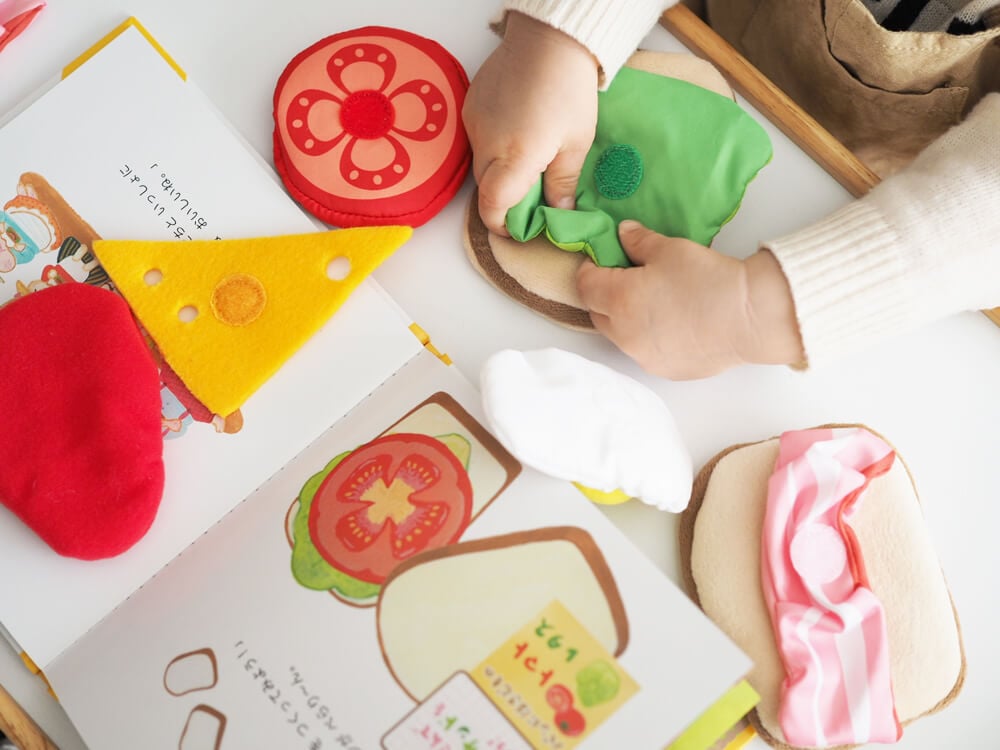 [Ed.Inter]えほんトイっしょ