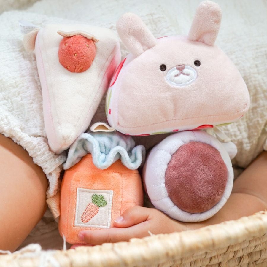 [10月末から11月初旬販売開始]もちっとラトル うさぎたちのお茶会