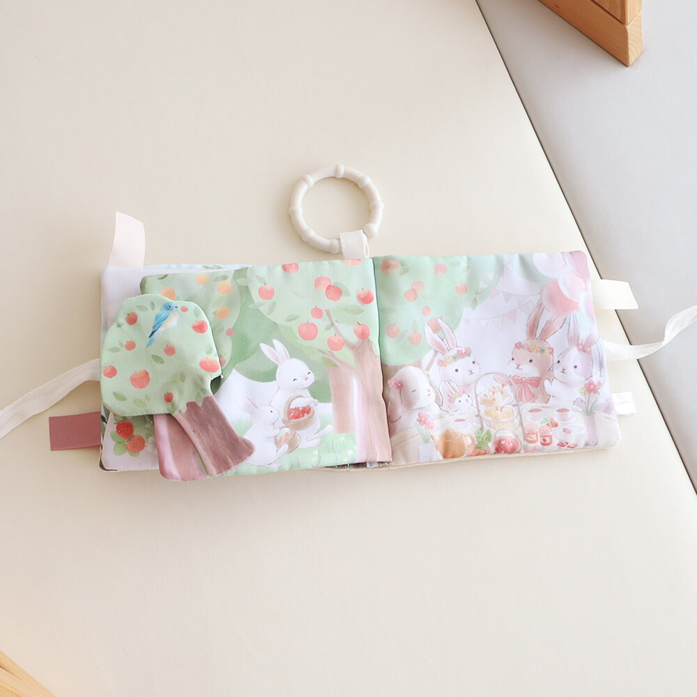 ふんわりえほん うさぎたちのお茶会[cocory friends]