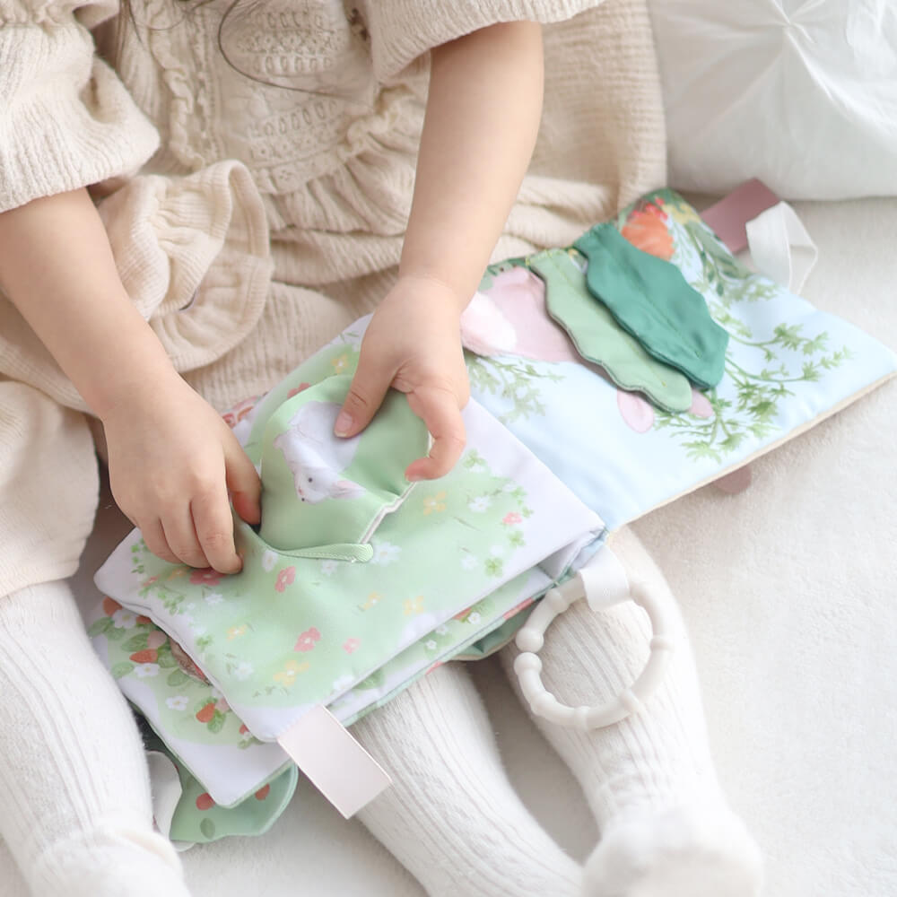 ふんわりえほん うさぎたちのお茶会[cocory friends]