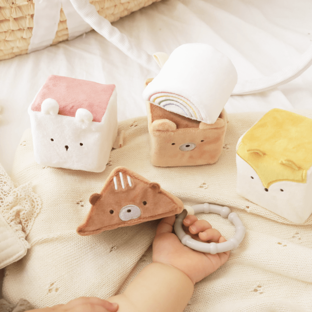 ふんわりラトルとふわふわおもちゃの3点セット[amanoppo]出産祝い