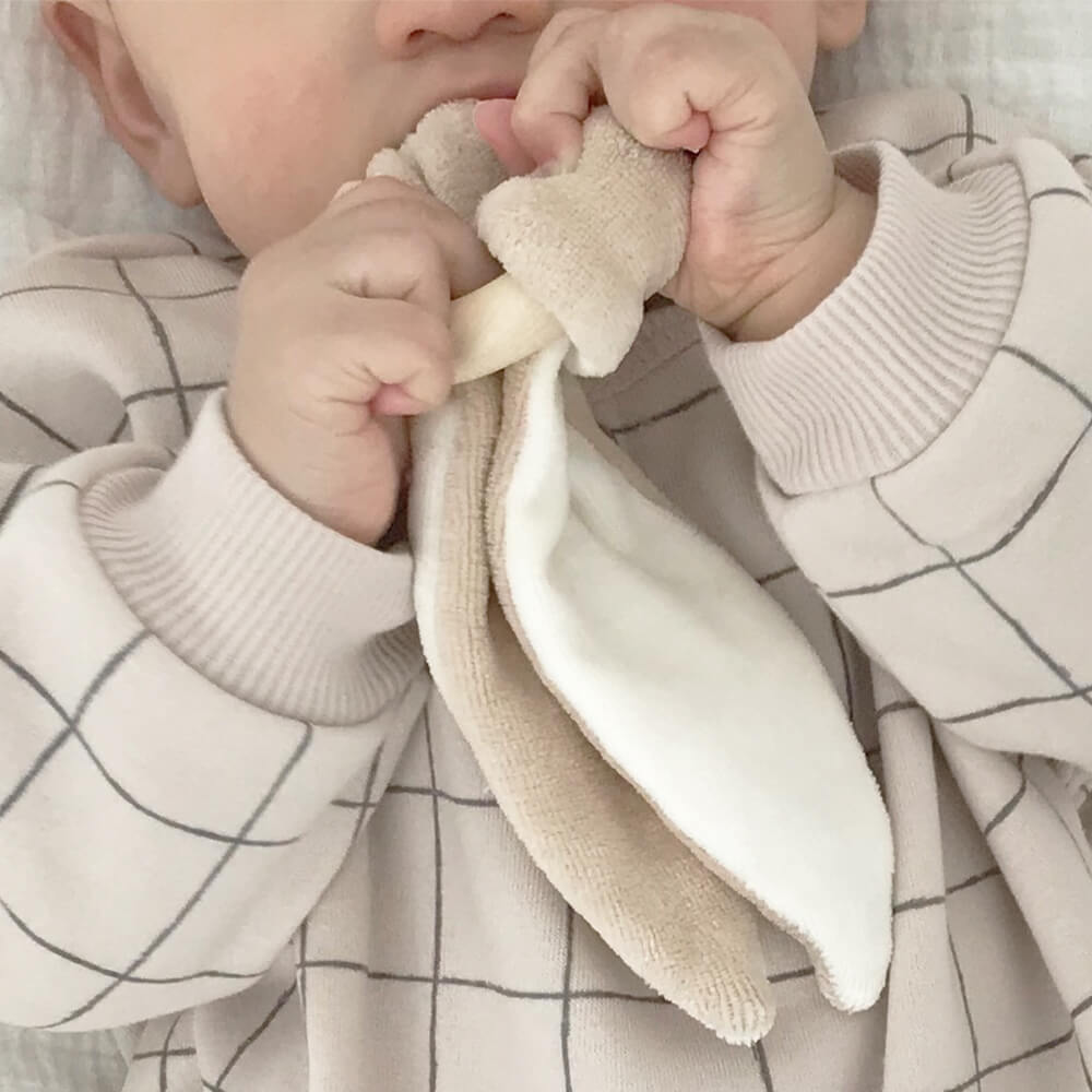 Wooly Organic 歯固め付きニギニギ 歯がため Amanoppo あまのっぽ 公式ストア Instagramで人気の出産祝い専門店