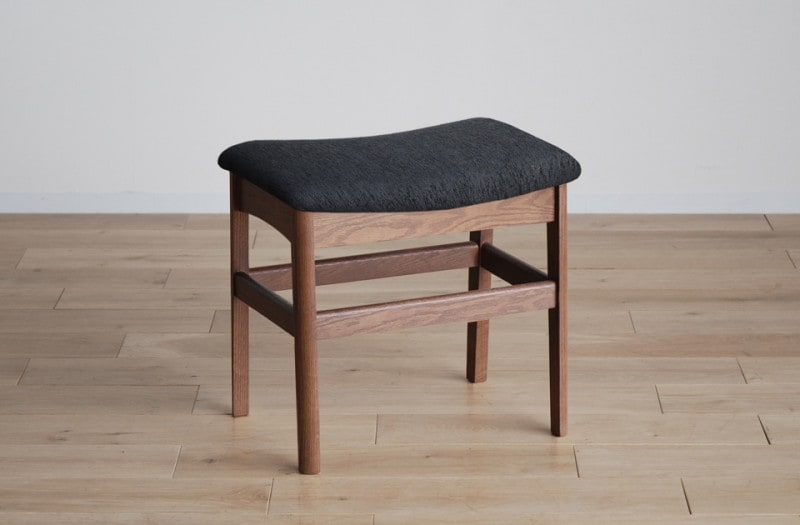 スツール　ジェント