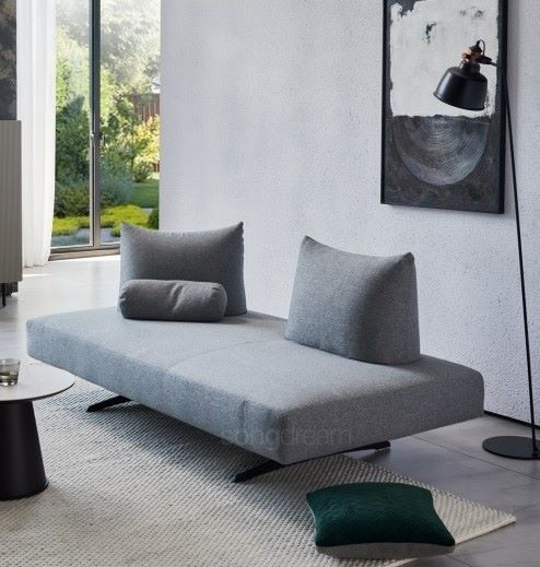 Ashley アシュレイ 二人掛け ソファ アームソファ ヨーロピアン IZZ