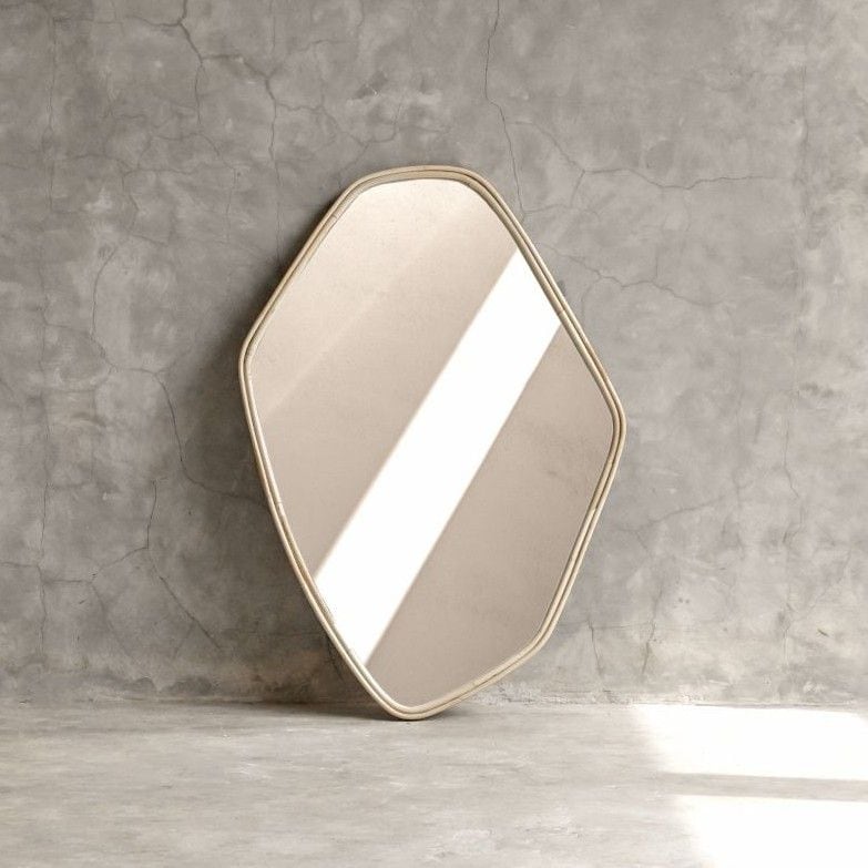 Mirror Ruby（ルビー） C　ラタン/ミラー/プライウッド　ジャパンディ