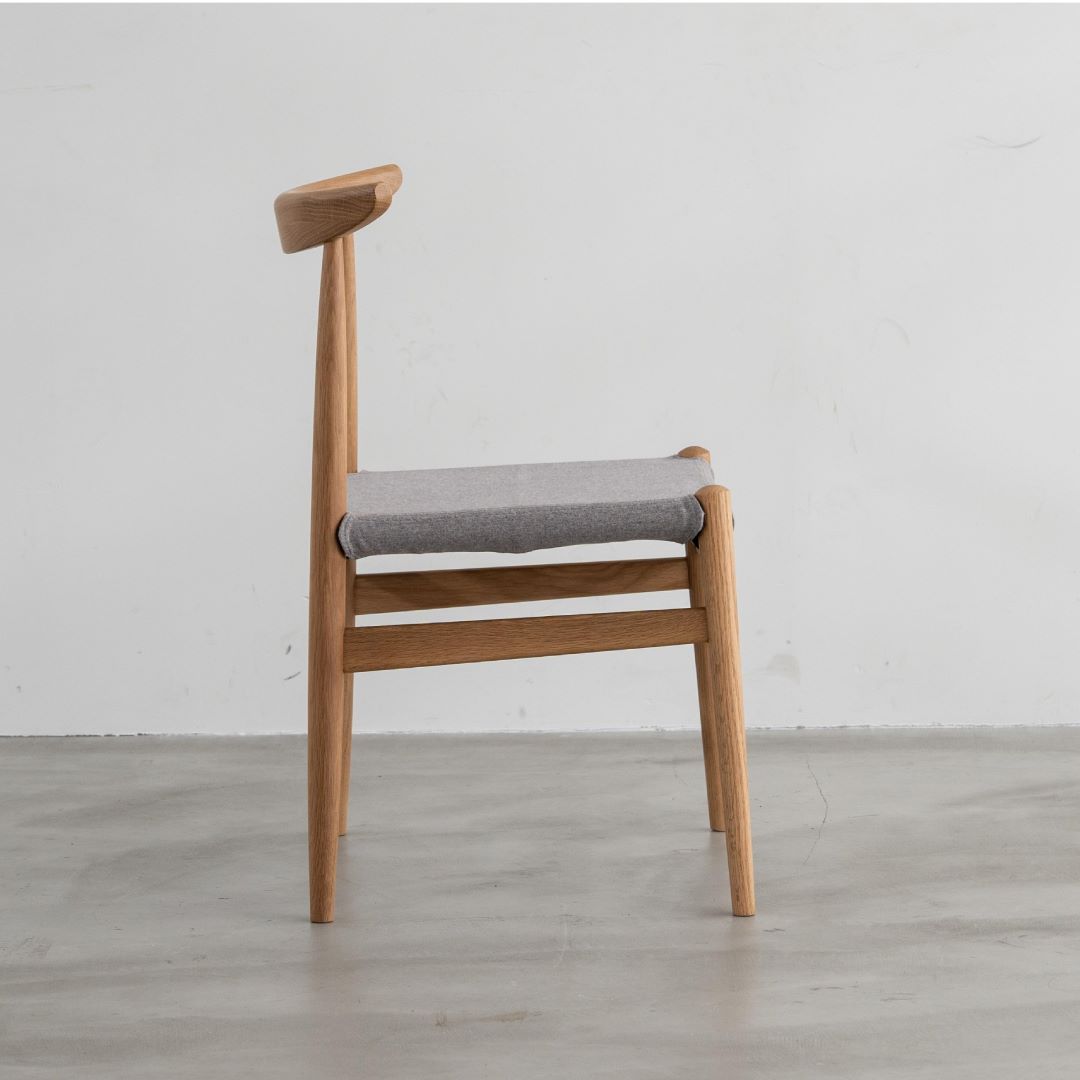 ダイニングチェア LYS(リス) オークナチュラル ファブリックカバー