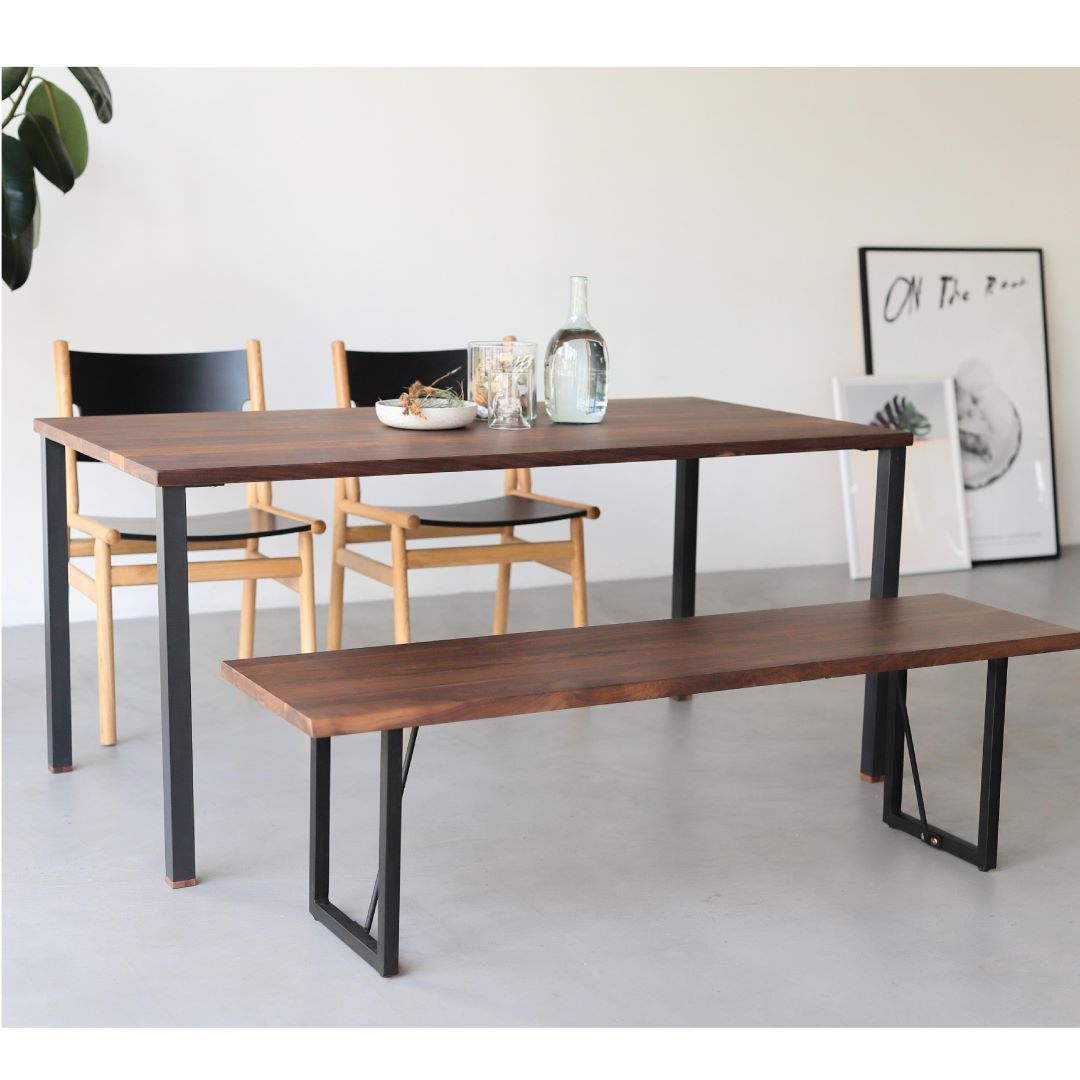【SOLID TABLE】ウォールナット ダイニングテーブル　1500×850 凛／RIN 天然木・無垢材を使ったシンプルなダイニングテーブル