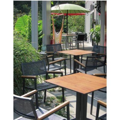 Table　【103】00066013