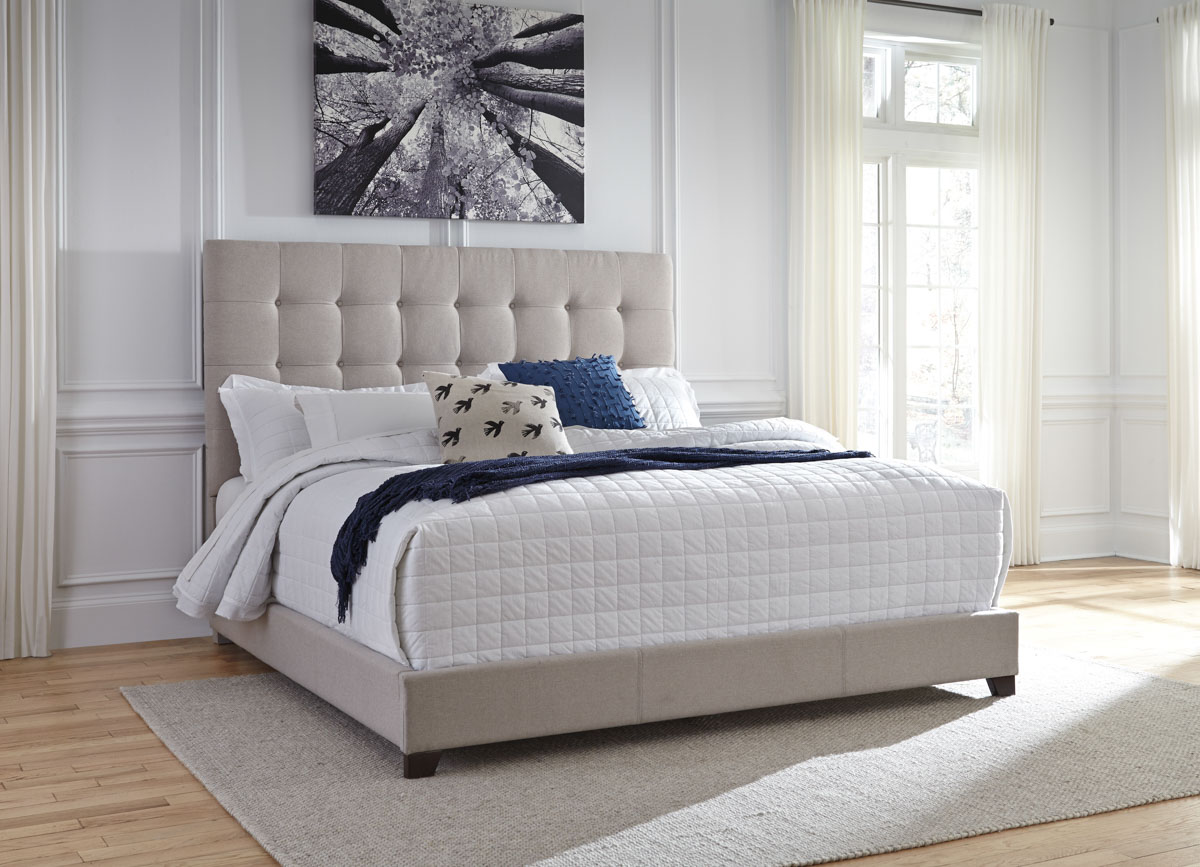 ASHLEY】【King】 Dolante UPH Bed Frame ［size:W208 D222 H154cm 
