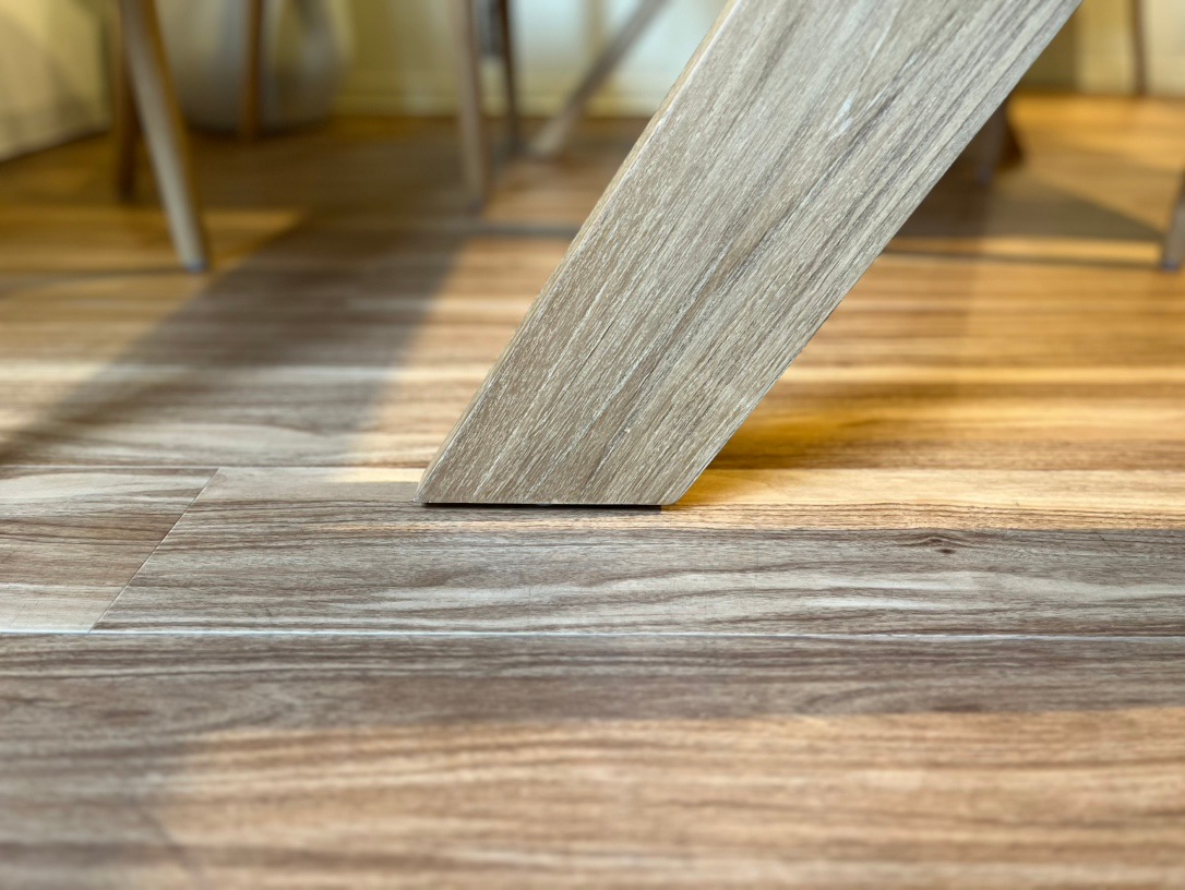 【ELEMENTS CONCEPT】Dining Table　Erik(エリック)　幅180cm　チークウッド　ジャパンディ