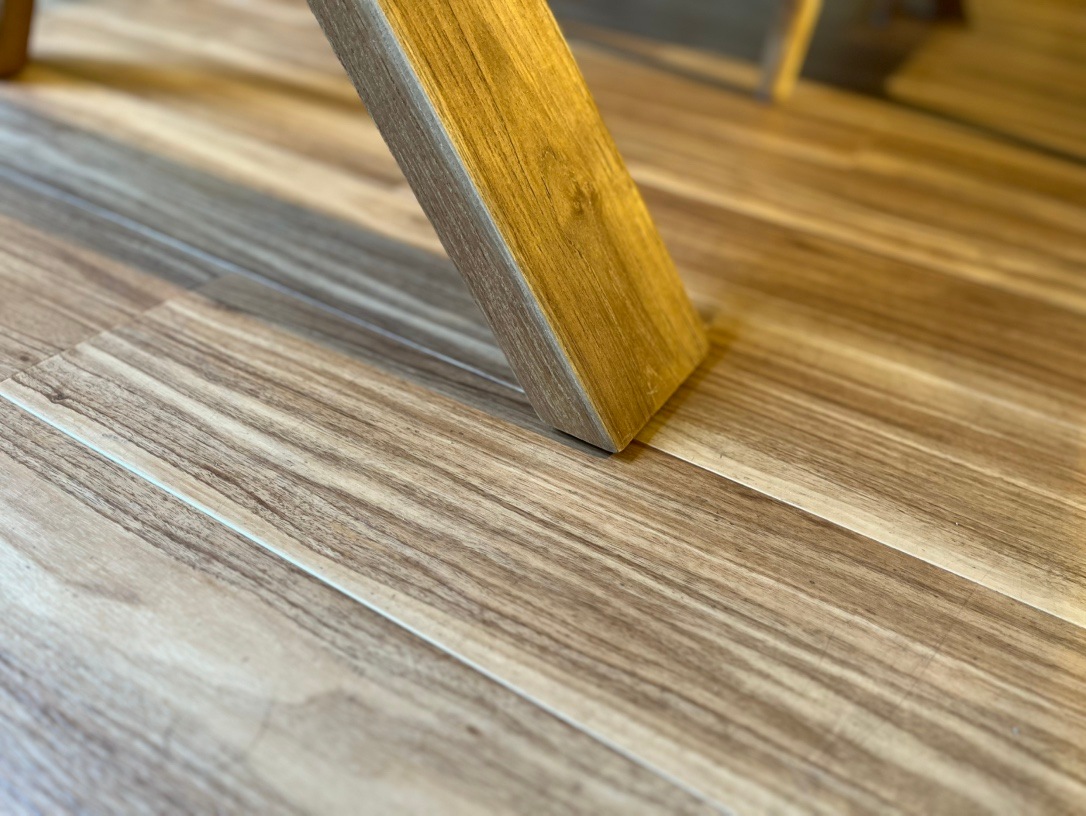 【ELEMENTS CONCEPT】Dining Table　Erik(エリック)　幅180cm　チークウッド　ジャパンディ